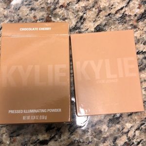 Kylie cosmetics chocolate cherry highlighter